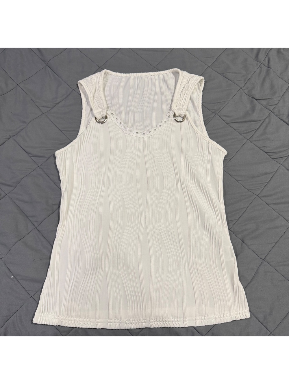 Women's White Textured Sleeveless Tank Top with Buckle Detail